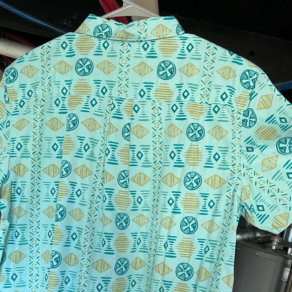 North face button-up - Picture 3 of 3